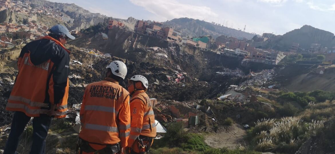 deslizamiento-bajo-llojeta-2