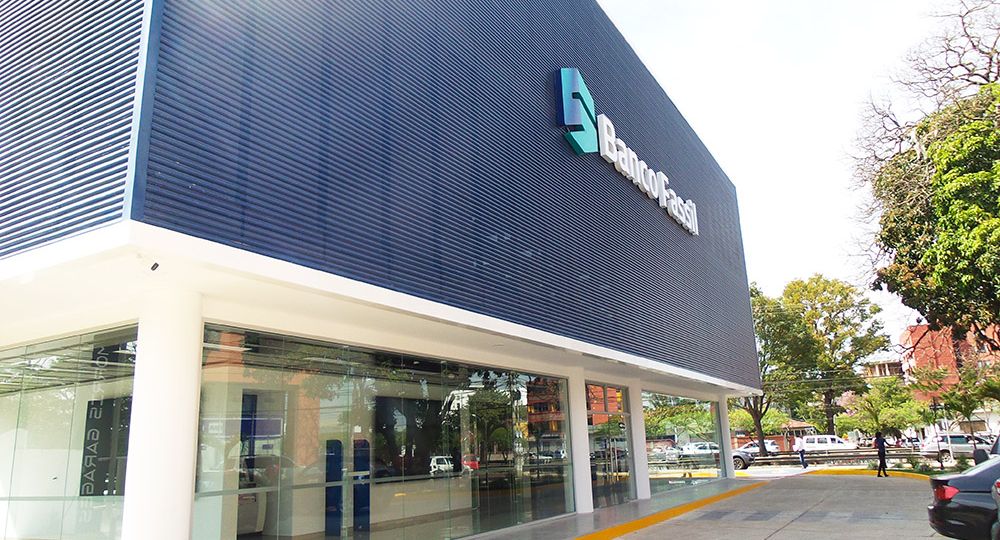 Banco Fassil San Martín 2° Anillo, en la ciudad de Sasnta Cruz (1)