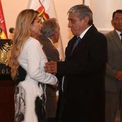 Iván Arias posesionado como nuevo Ministro de Obras Públicas