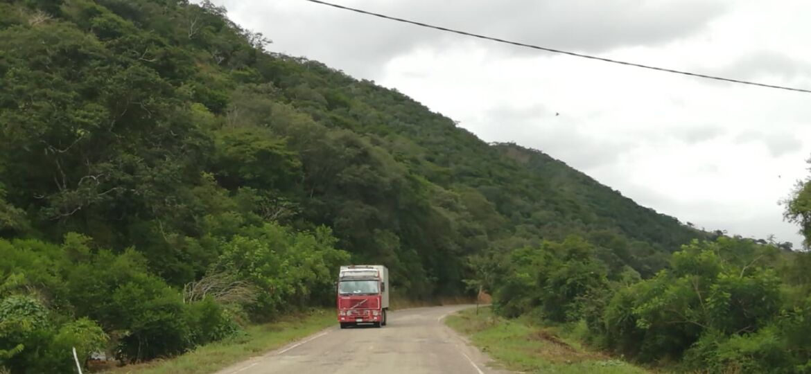 carretera a los Valles