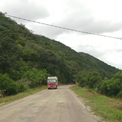 carretera a los Valles