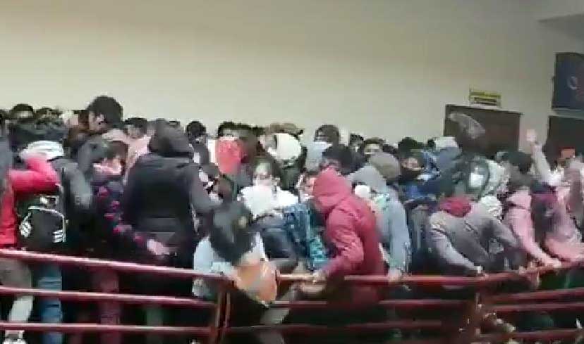 estudiantes-upea-32