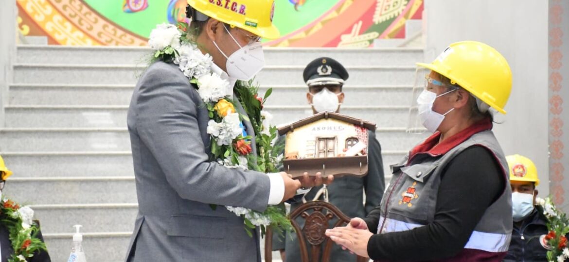 acto en casa grande el pueblo
