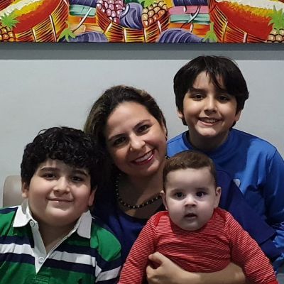 2Cecilia Barbery, Coordinador Logístico, 3 hijos K-C (1)