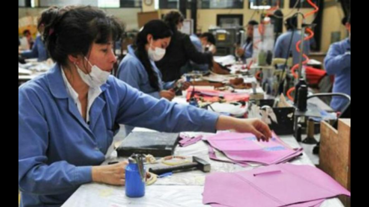 c-trabajadora-bolivia-410702-0772