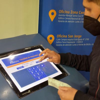 Las terminales permiten imprimir la matrícula de comercio en menos de cinco minutos