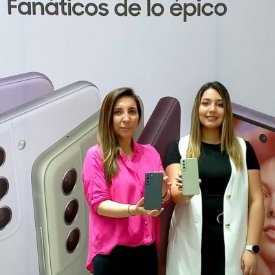 Ejecutivas de Samsung. Pamela Montalvo - Melisa Paz (1)