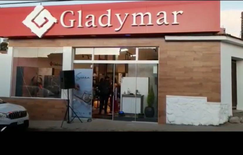 GLADYMAR POTOSÍ (1)