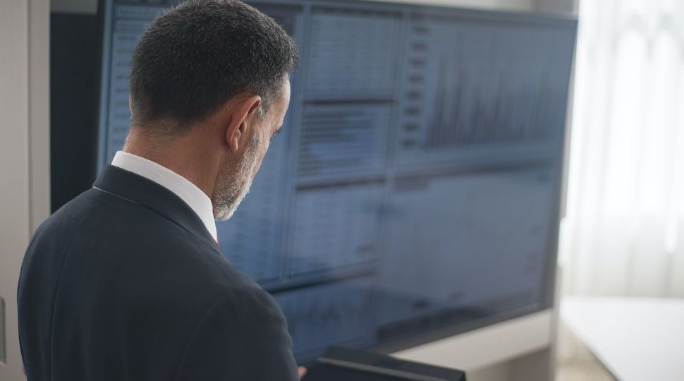 pexels-kampus-production-8353798