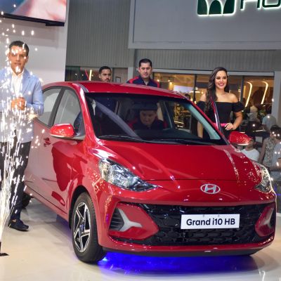 Develación Grand i10 HB