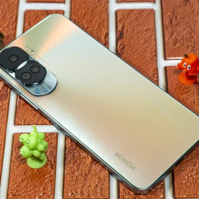 FOTO HONOR 90 LITE 2
