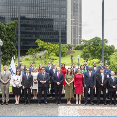Foto Familia Directorio CAF Brasil ok