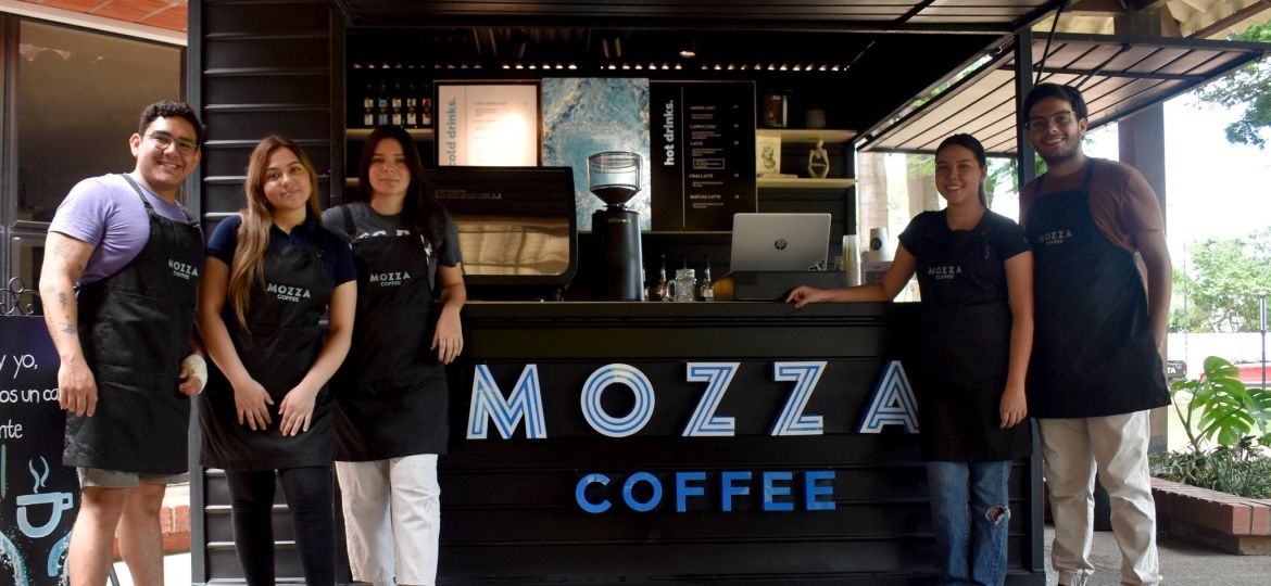 Foto 2.- Mozza, emprendimiento de graduados UPSA (1)