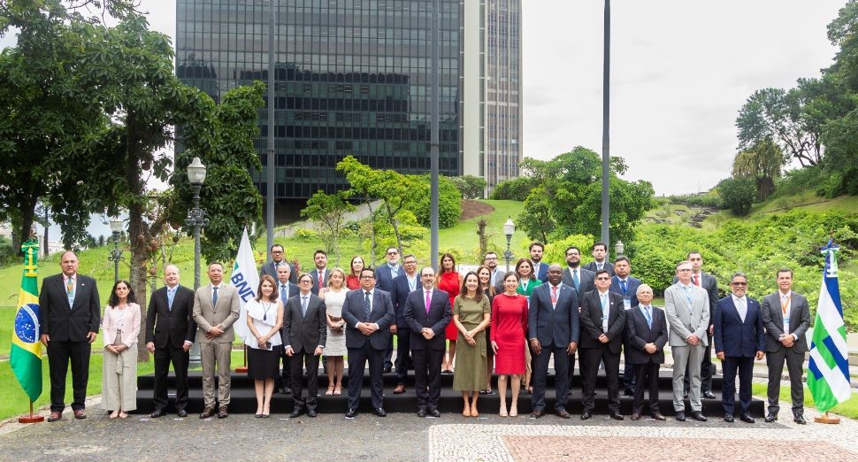 foto-familia-directorio-caf-brasil-baja ok