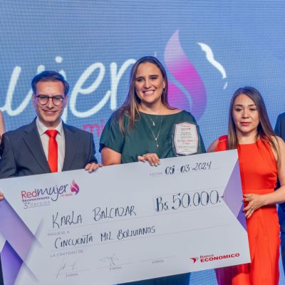 Karla Balcazar - 1er Lugar ok