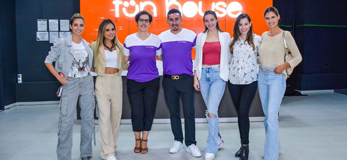 Maria Rene Antelo, Stefany Suarez, María Canedo, Marco Valencia, Jimena Ardizzone, Nohelia Portales y Jimena Jimenez