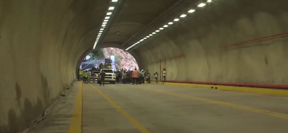 1c47fcfb-9ff4-45f1-997b-bdaf1826563d