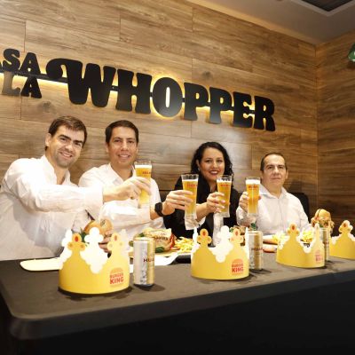 Ismael Vergara, director nacional mkt, Juan Pablo Handall, director nacional de ventas CBN, Daniela Salas, gerente comercial y Carlos Camacho, gerente de operaciones BK