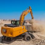 Cat M320 (1)